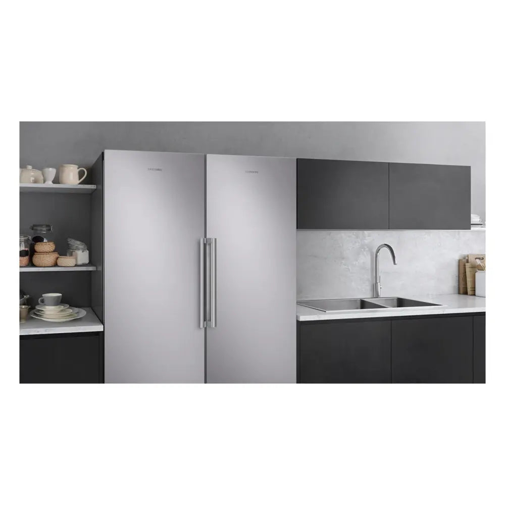 RZ11M7074SA-Lifestyle