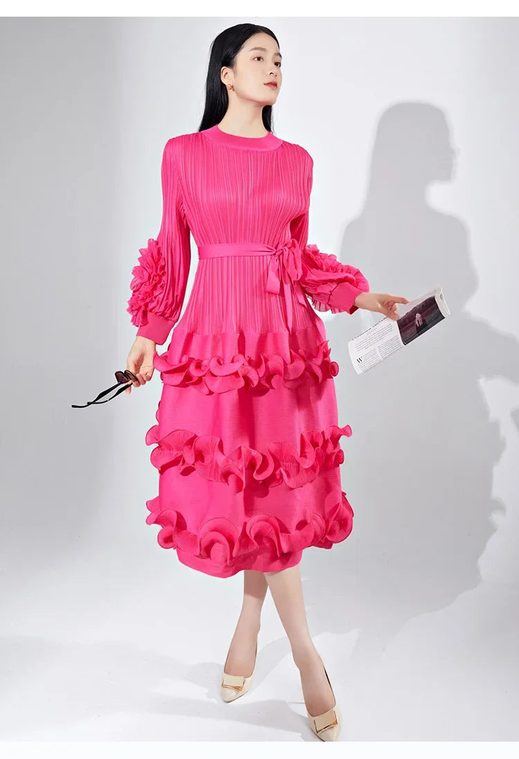 Elegant Floral Pleated Dress with Round Neck for Women - Image 16