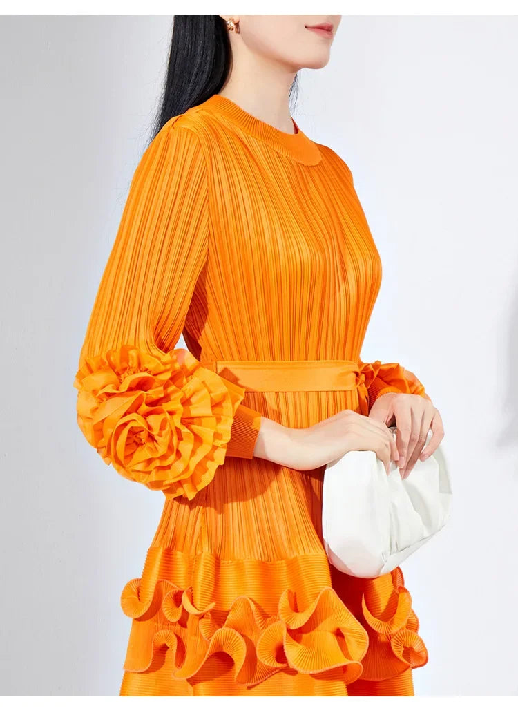 Elegant Floral Pleated Dress with Round Neck for Women - Image 7