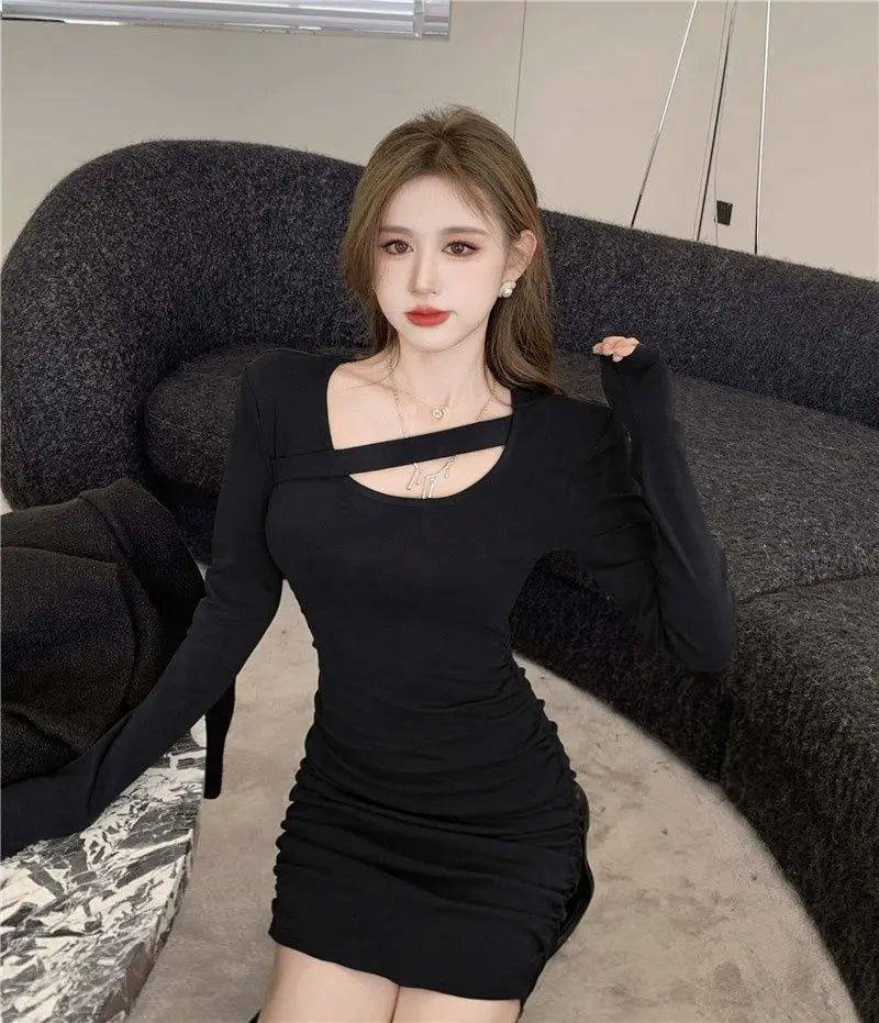 Chic Off-Shoulder A-Line Pleated Dress for Women - Image 12