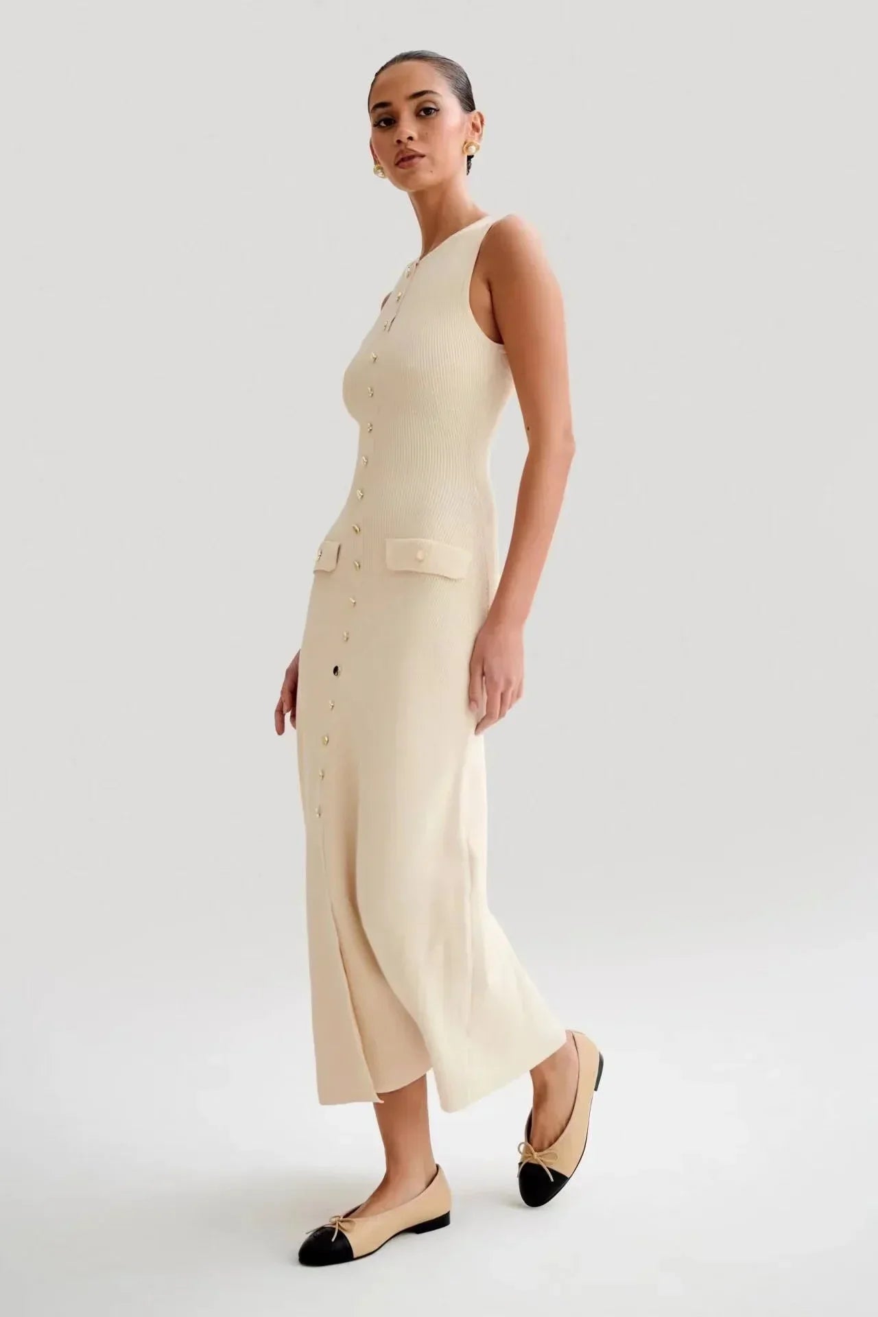 Elegant Sleeveless Knitted Long Dress with Pockets for Women - Image 11