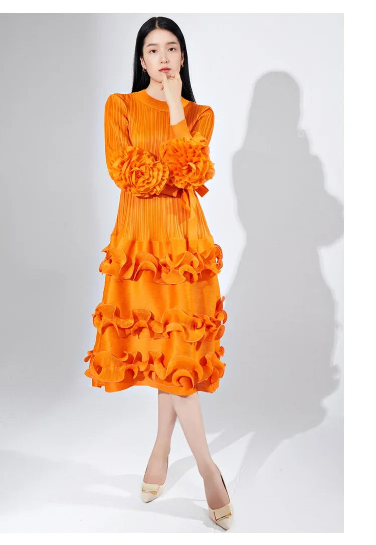 Elegant Floral Pleated Dress with Round Neck for Women - Image 9