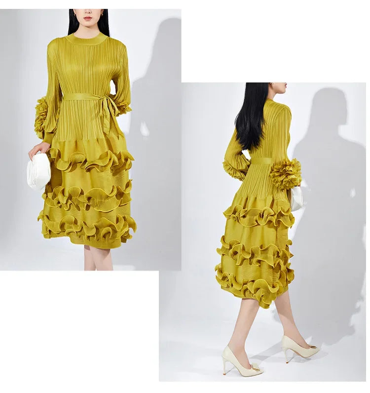 Elegant Floral Pleated Dress with Round Neck for Women - Image 15