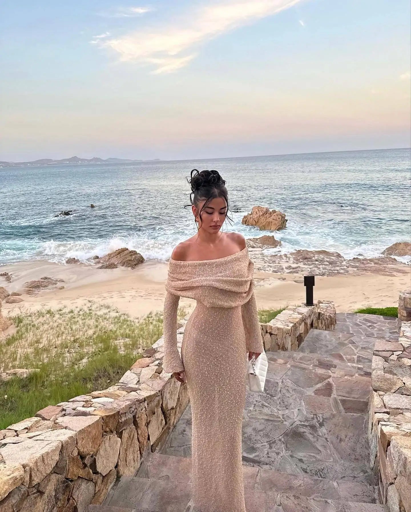 Elegant Summer Maxi Dress with Long Sleeves and Sheer Style - Image 19