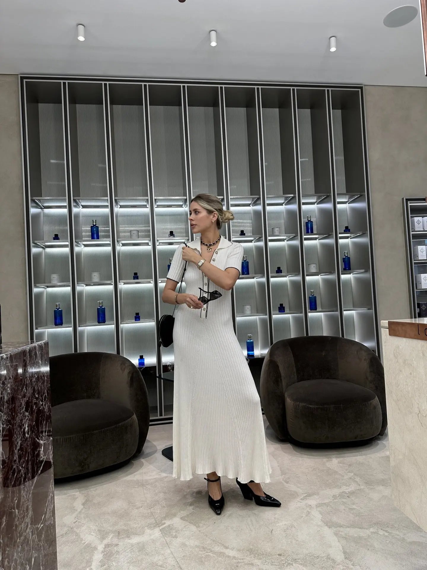 Elegant V-Neck Denim Patchwork Bodycon Dress with Pockets - Image 13