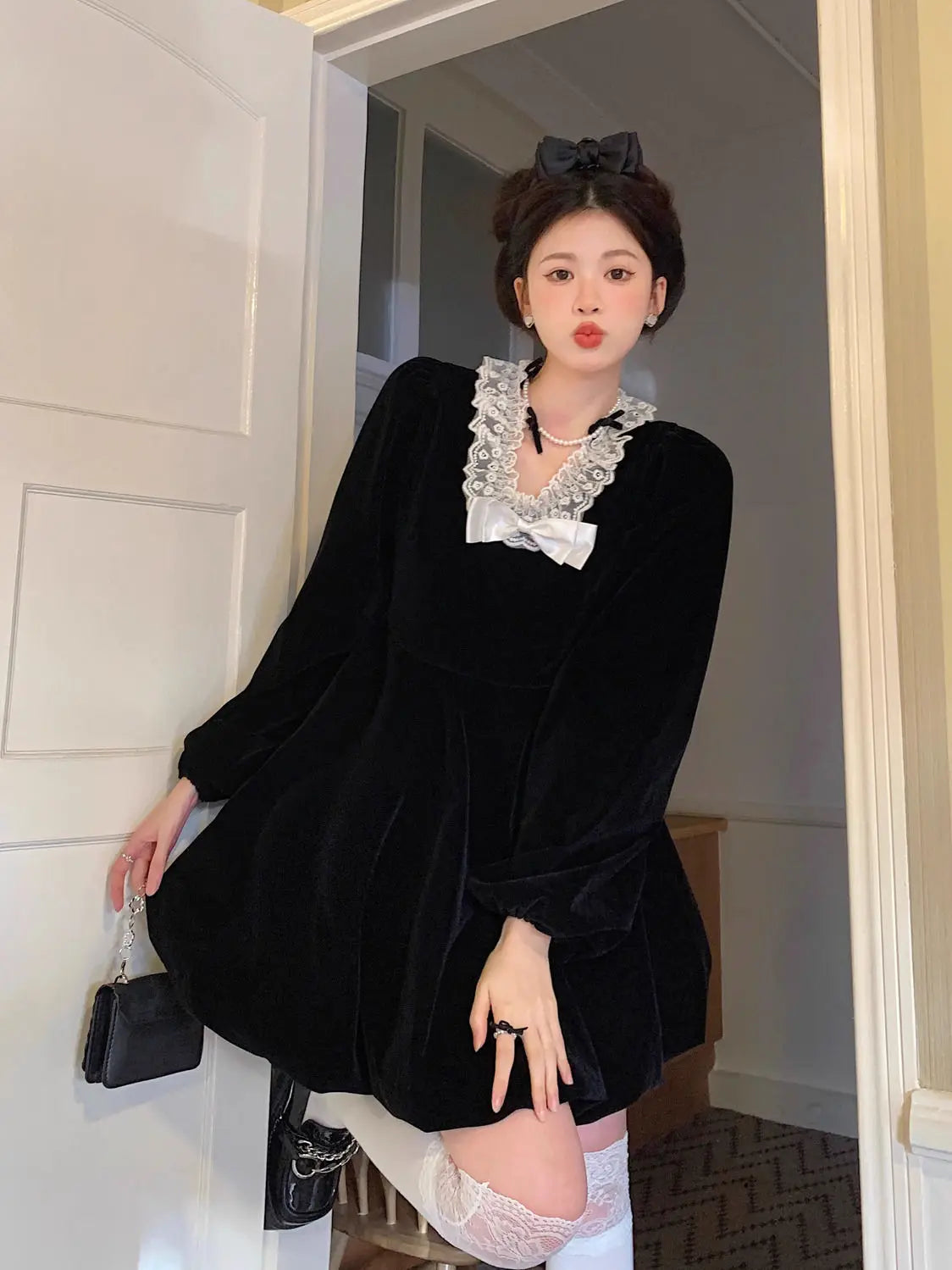 Chic Plus Size Autumn-Winter Black Dress for Curvy Figures - Image 22