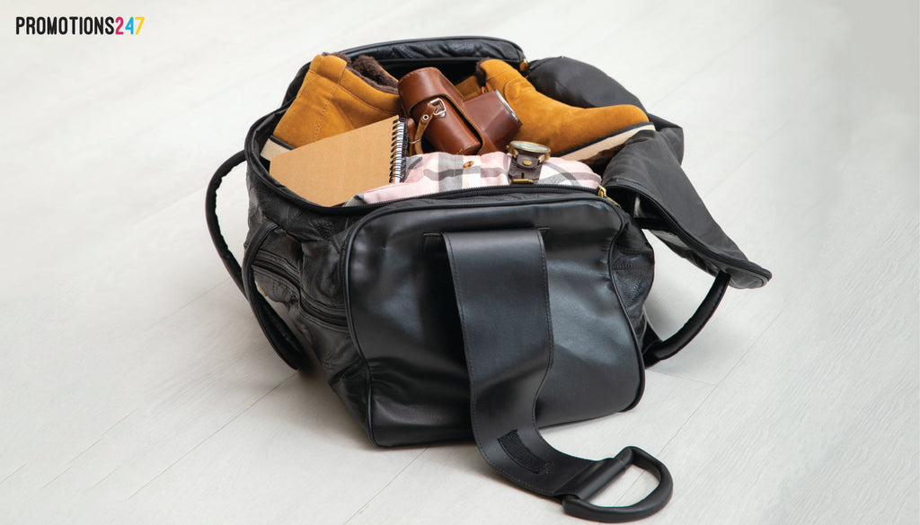 Keep your things organized in duffle bags