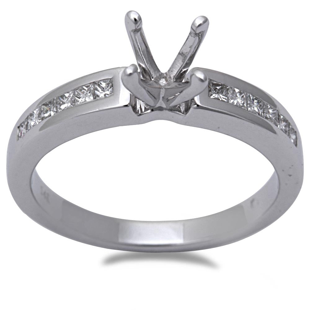 DIAMOND  CLOSEOUT!  .25ct Princess Cut Diamond Semi Mount Engagement RING