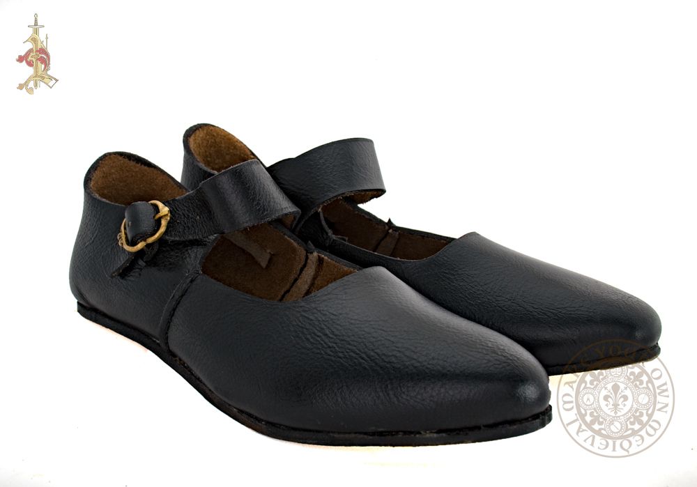 black buckle shoes womens