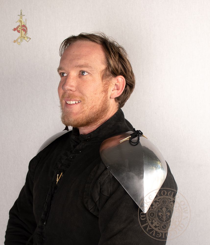 Visby Spaulder – 14th century Armour | Make Your Own Medieval