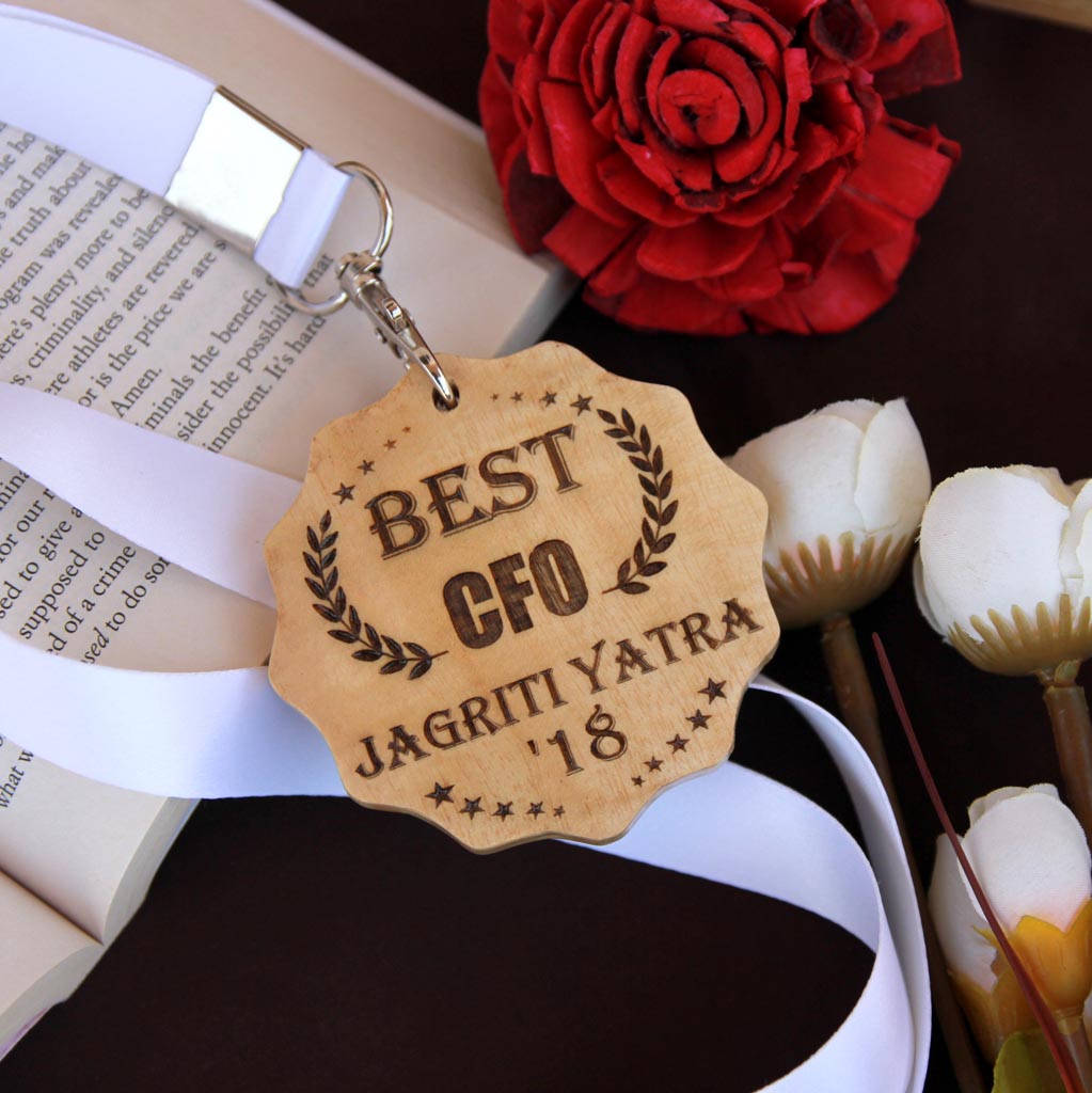 Customize Your Own Wooden Medal - This Custom Award Medal Makes One Of The Best Boss Gifts - Looking For Affordable Gifts To Get Your Boss ? Engrave Cool Custom Medals Online For Your Employers Or Co-Workers From The Woodgeek Store For Your Boss