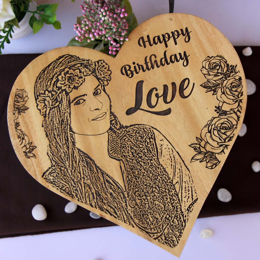 Happy Birthday Love Heart-Shaped Wooden Frame| Best Birthday Gifts ...