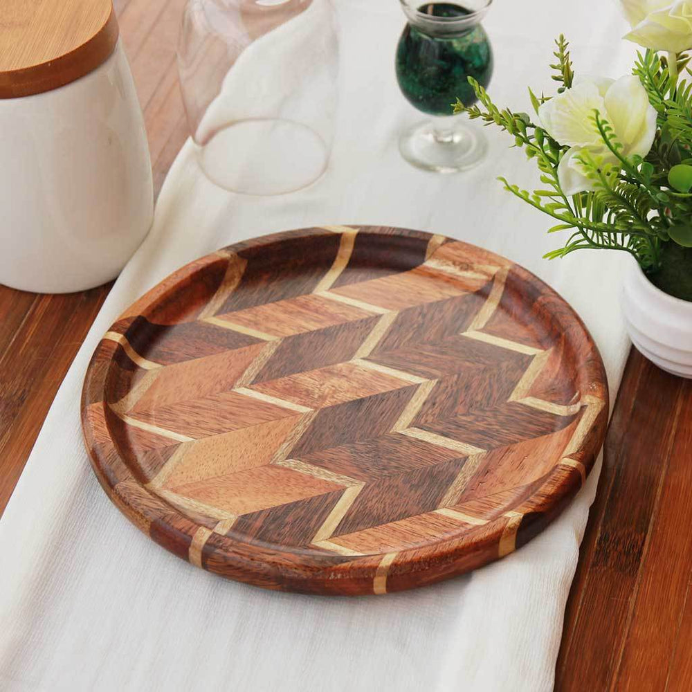 Chevron Pattern Round Wooden Tray By Woodgeek Store 1000x ?v=1569255101