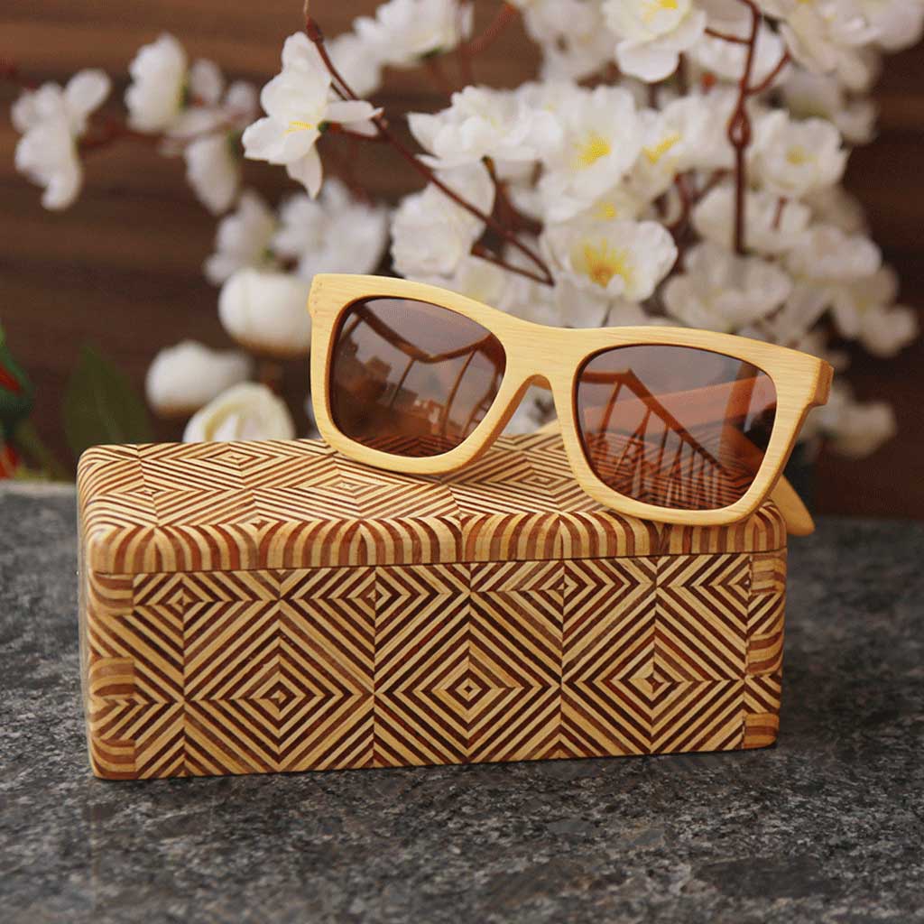 Men's Retro Square 'Rise and Shine' Wooden Bamboo Sunglasses