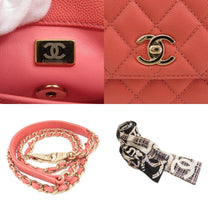 Thumbnail of Pre-Owned Pink Fabric Chanel Handbag - Image 7