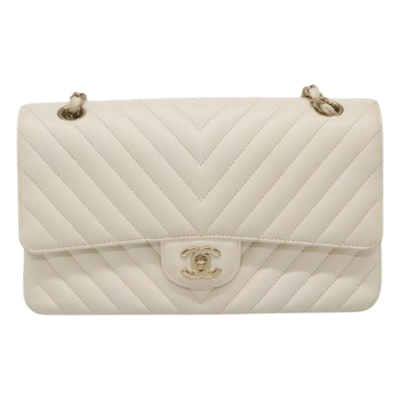 Pre-Owned White Leather Chanel Flap Bag