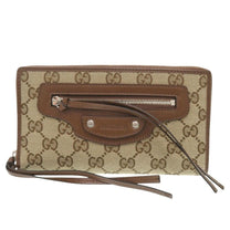 Thumbnail of Beige Canvas Gucci Shoulder Bag - Image 8