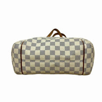 Thumbnail of Pre-Owned Beige Canvas Louis Vuitton Totally - Image 3