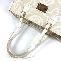 Thumbnail of Beige Canvas Louis Vuitton Shoulder Bags - Image 8