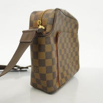 Thumbnail of Pre-Owned Beige Fabric Louis Vuitton Shoulder Bags - Image 2