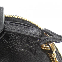Thumbnail of Pre-Owned Black Fabric Louis Vuitton Handbag - Image 7