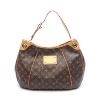 Thumbnail of Pre-Owned Brown Canvas Louis Vuitton Shoulder Bags - Image 2