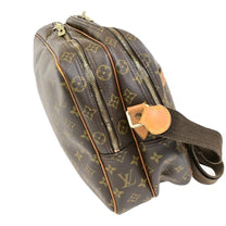 Thumbnail of Pre-Owned Brown Canvas Louis Vuitton Reporter - Image 4