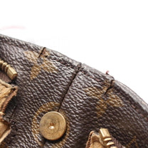 Thumbnail of Pre-Owned Brown Canvas Louis Vuitton Looping - Image 6