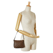 Thumbnail of Brown Canvas Louis Vuitton Shoulder Bags - Image 8