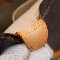 Thumbnail of Vintage Brown Canvas Louis Vuitton Sac Plat - Image 8