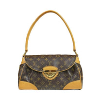 Thumbnail of Pre-Owned Brown Fabric Louis Vuitton Shoulder Bags - Image 1