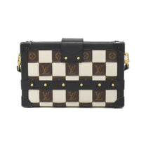 Thumbnail of Pre-Owned Brown Fabric Louis Vuitton Shoulder Bags - Image 2