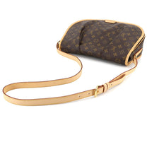 Thumbnail of Pre-Owned Brown Fabric Louis Vuitton Shoulder Bags - Image 6
