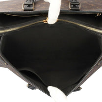 Thumbnail of Pre-Owned Brown Fabric Louis Vuitton Shoulder Bags - Image 8