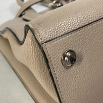 Thumbnail of Pre-Owned Grey Canvas Louis Vuitton Handbag - Image 7