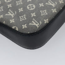 Thumbnail of Vintage Grey Canvas Louis Vuitton Pochette Accessoires - Image 9