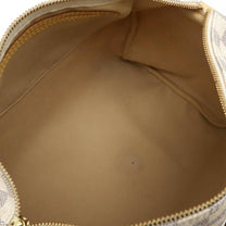 Thumbnail of Pre-Owned White Fabric Louis Vuitton Handbag - Image 9
