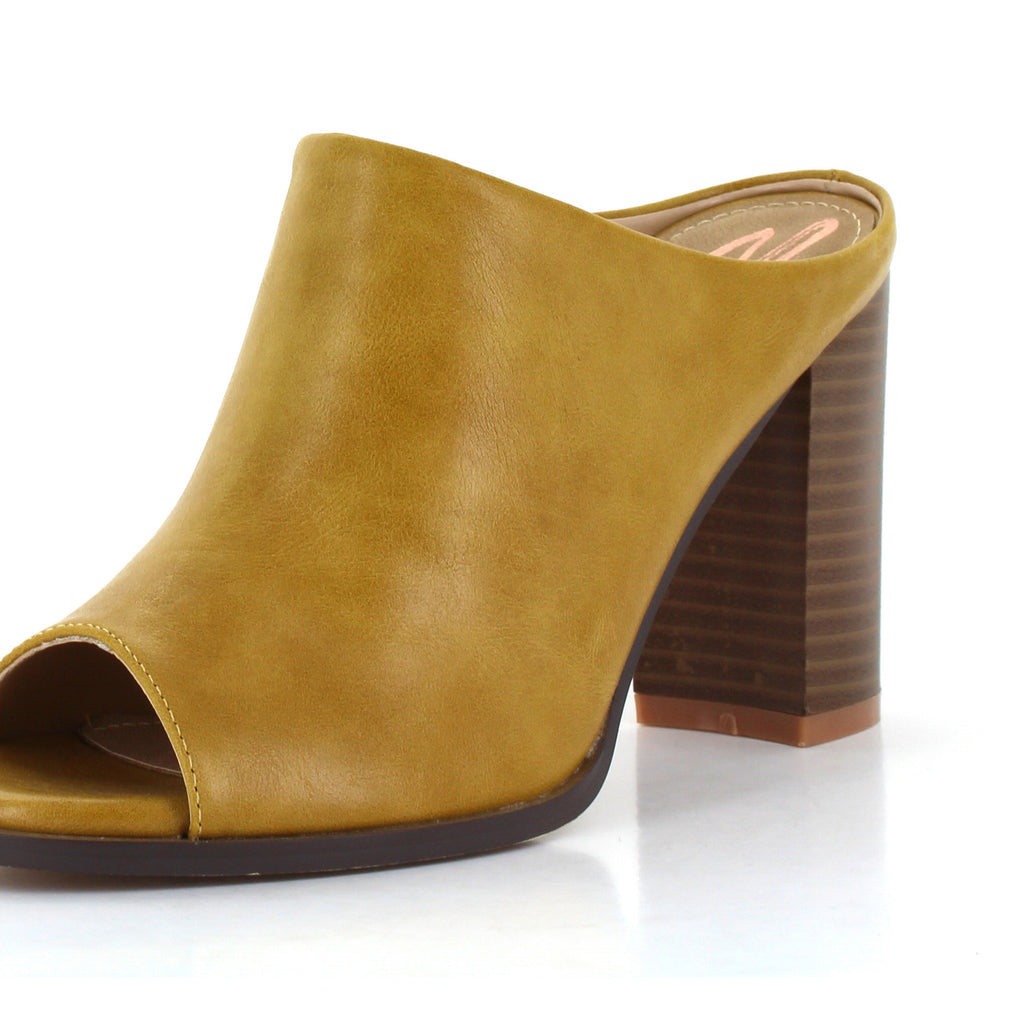 mustard mule heels