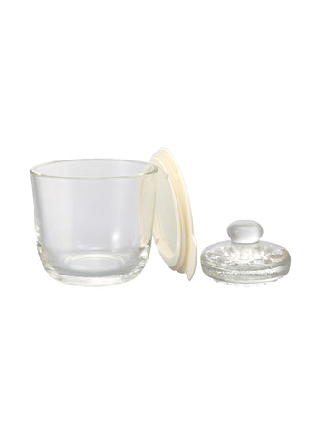 https://cdn.shopify.com/s/files/1/0942/1790/files/hario_gtk-s-ow_tsukemono-glass-pickle-press_off-white_480x480.jpg?v=1701111575