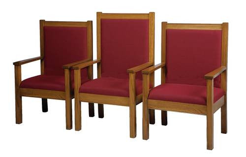 traditional style pulpit center