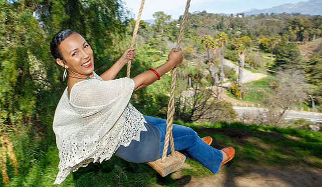 Lake swinging in park