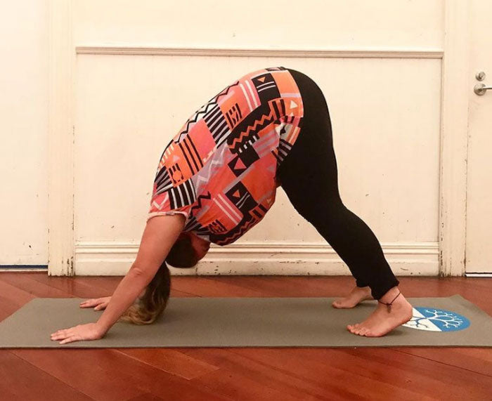 These Fat Girls Doing Yoga Are So Strong And Beautiful