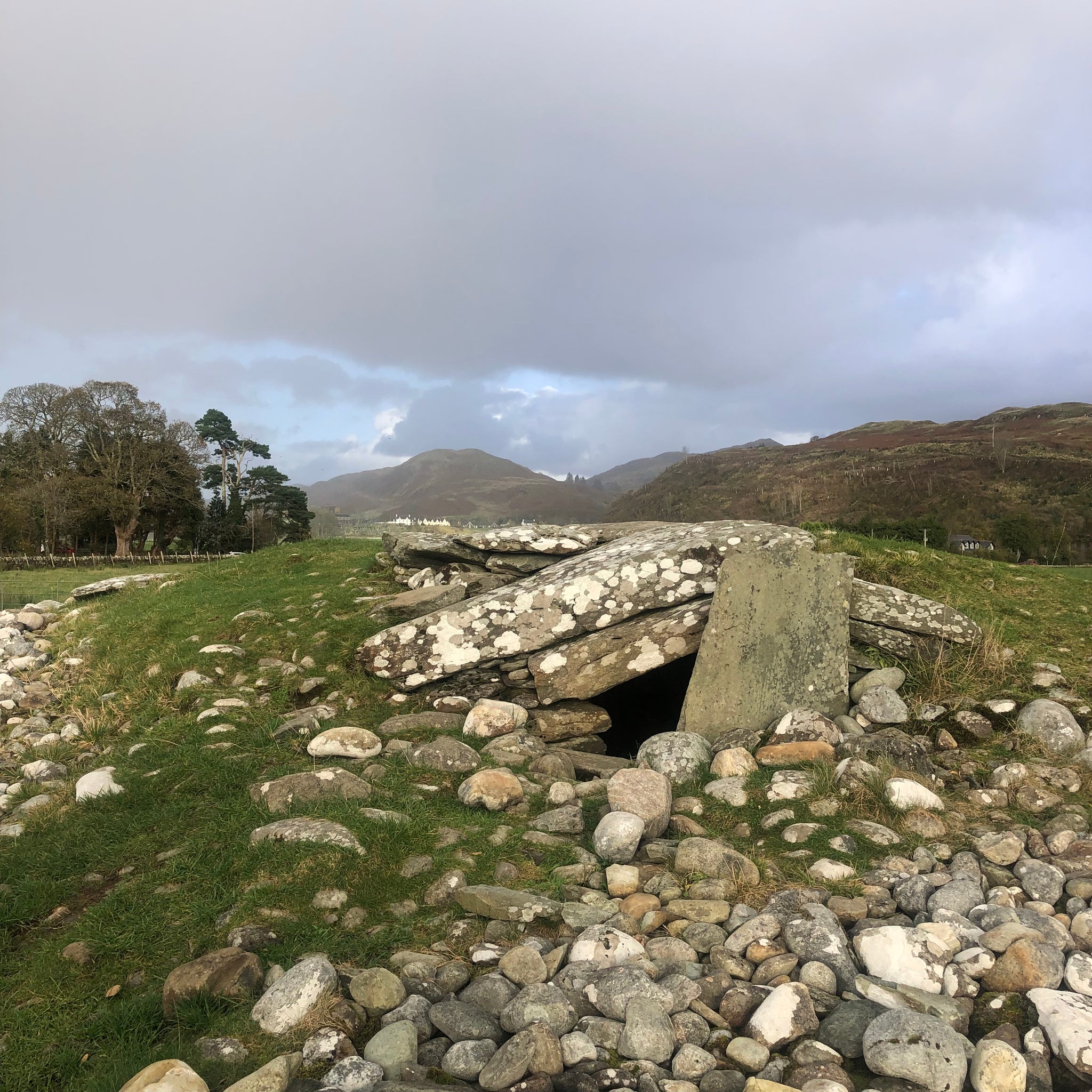 Neolithic burial grounds