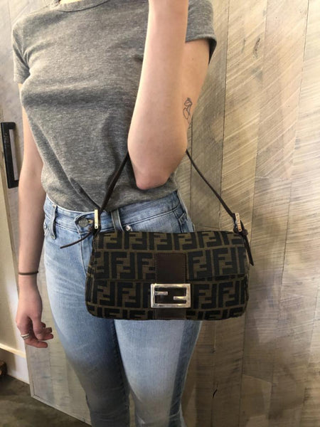 fendi vintage zucca baguette