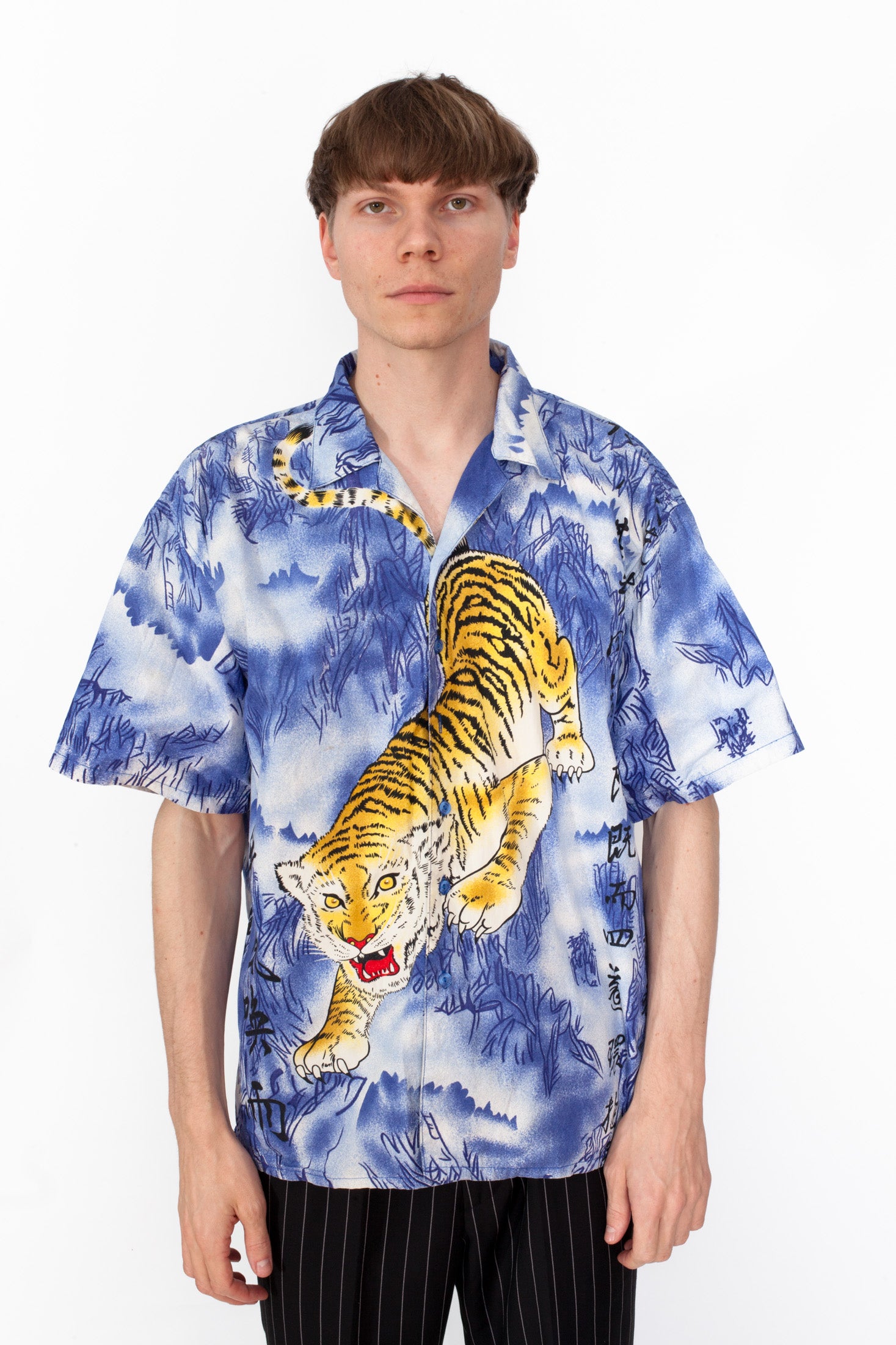 tiger motif shirt