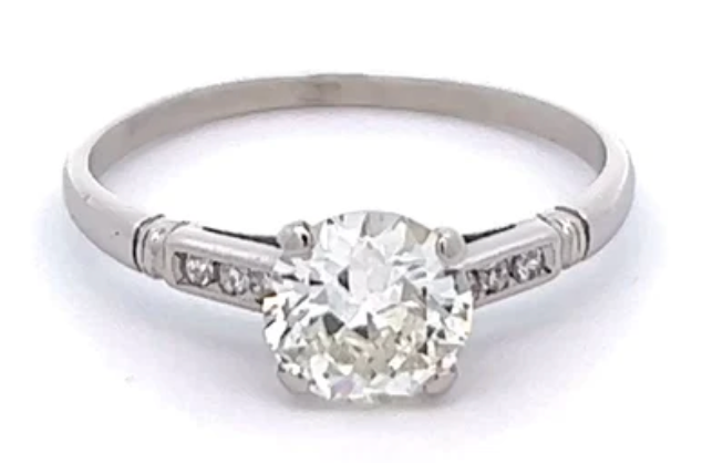 Art deco 0.97 carat old eurpoean cut diamond ring on a platinum setting