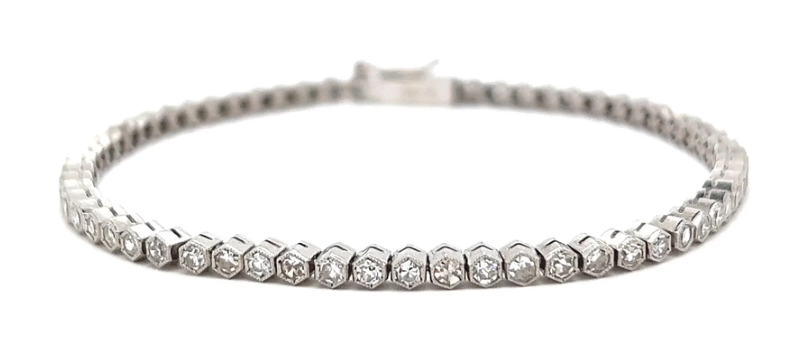 Diamond tennis bracelet