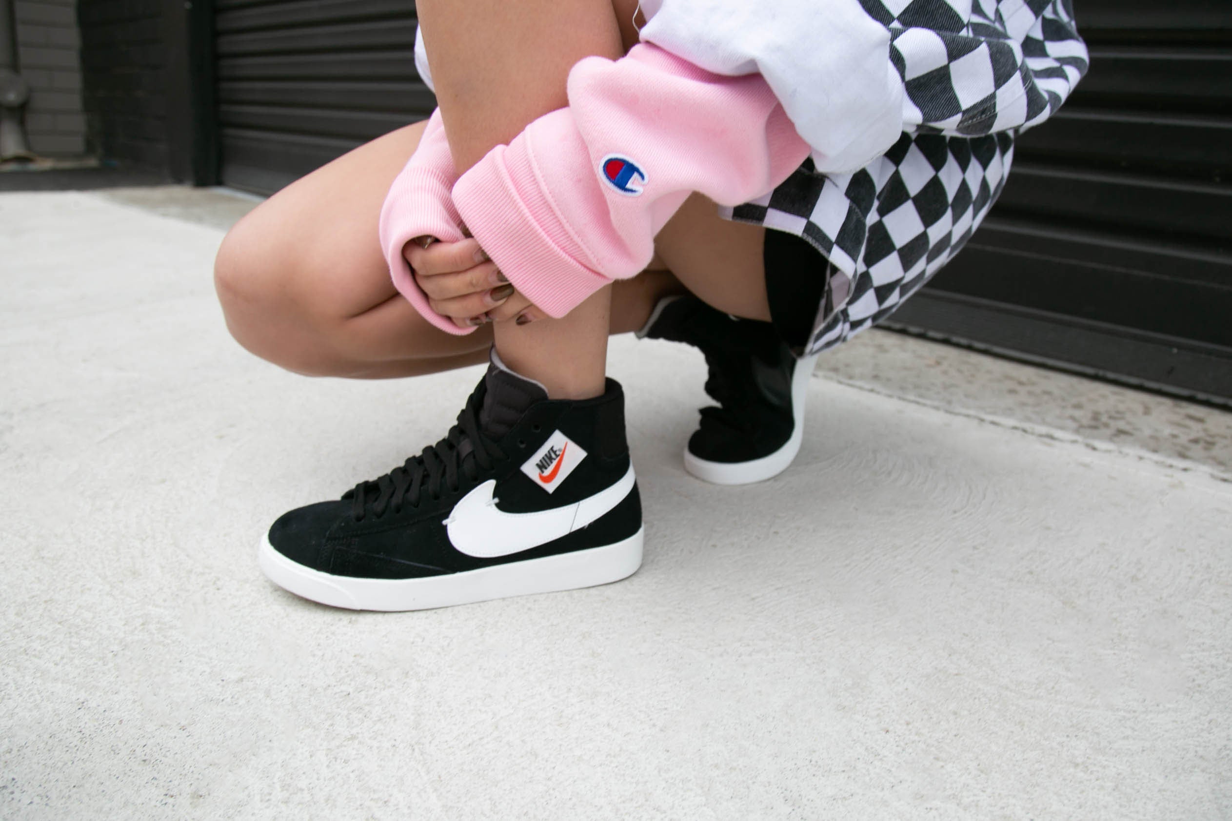 nike blazer rebel pink