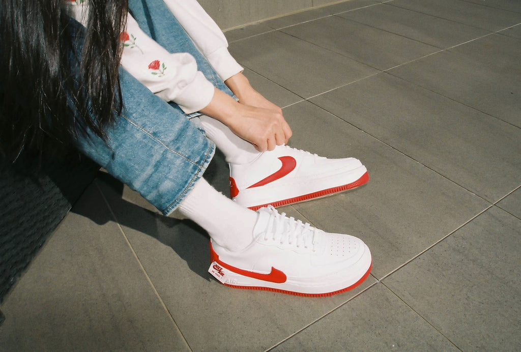 nike jester red and white