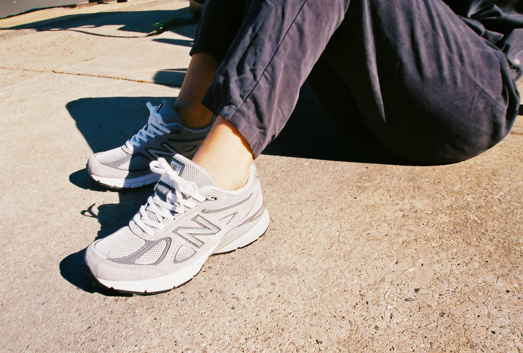 womens 990v4